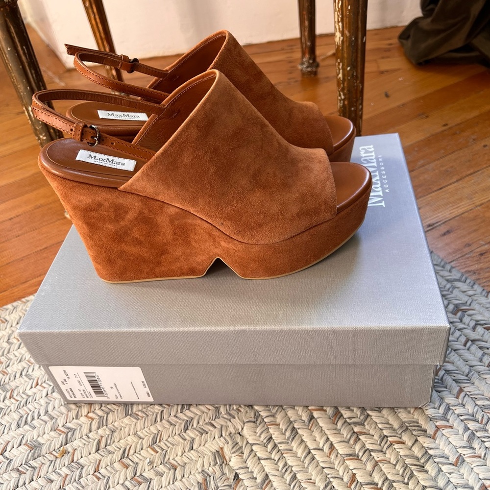 MAXMARA 
SUEDE PESCARA